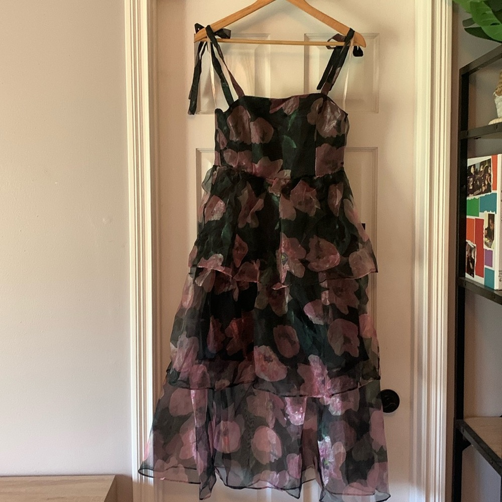 Lulus black stewpot,three tiers dress. Iridescence on sheer layers. Black lining